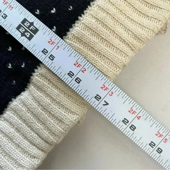 Hand Knit Cardigan Sweater Fair Isle Handmade Christmas Holiday Beige Black Smal - Picture 14 of 16